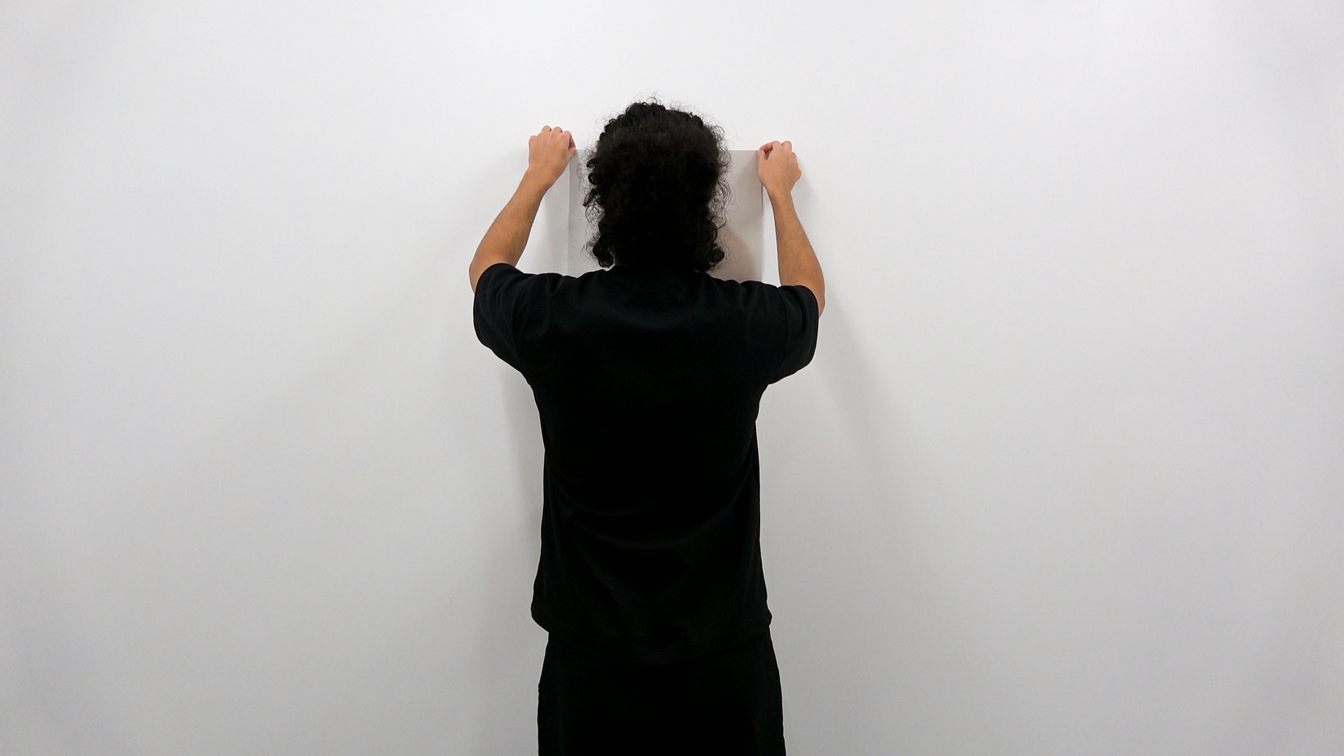 Nicholas Tossmann: Set Present